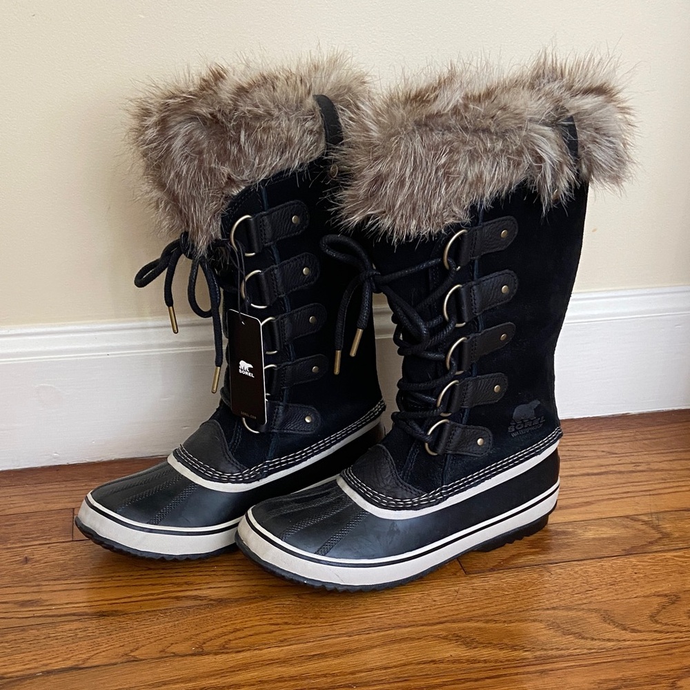 NWT Sorel Black Waterproof Winter Boots with Fur Trim
